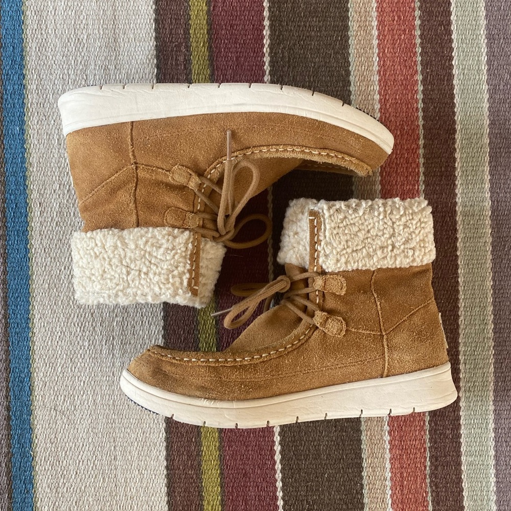 Tan Amador Suede Ankle Fur Boot - Womens Size 6.5